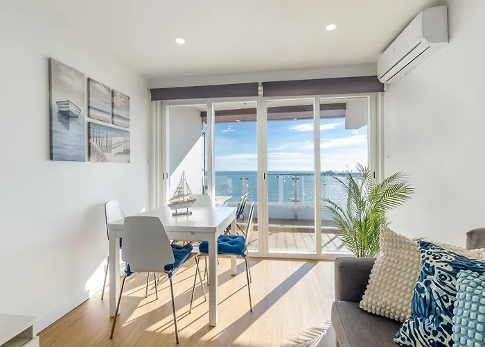 Casa Dos Cotas - Amazing Seaside With Balcony *